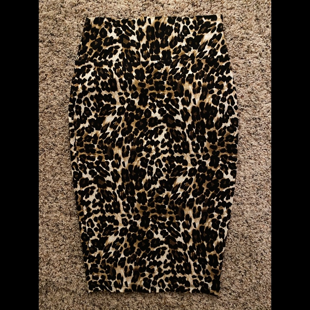 Cheetah High-Waisted Pencil Skirt